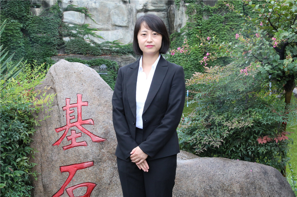 张倩老师(图1)
