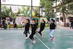 弘扬敬老新风 夯实德育根基—记我院志愿者义演迎国庆活动圆满落幕