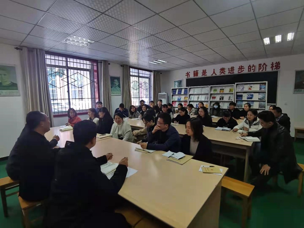 以教研引领新学期 开启新征程——教务处组织全体专职教师召开新学期第一次教研活动‍(图3)