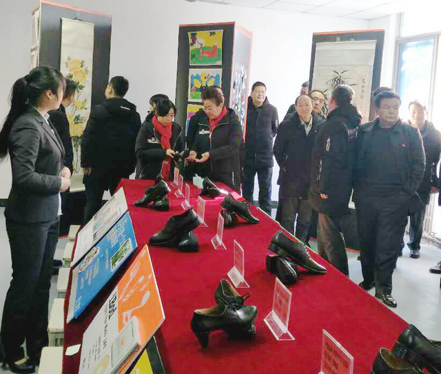 工程管理学院成功举办学生作品汇报展(图1)