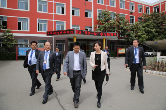陕西省委组织部非公党建工作委员会社会组织党建处处长郭少锋、陕西省技工学校指导中心主任闫华出席中共西安建筑工程技师学院党校(图6)