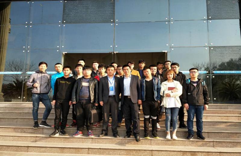 我院组织建筑专场招聘会(图3)