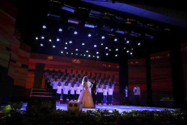 我院成功举办“抒清风明月、诵中华经典”诗歌诵读比赛活动(图15)