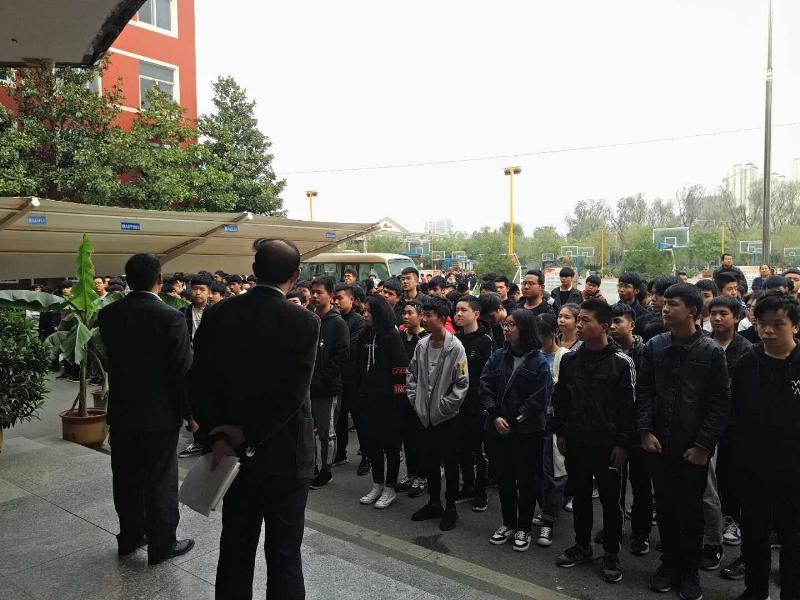 实训中心积极开展建筑类兴趣班宣传活动(图1)