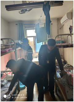 开学伊始  安全先行  我院开展新学期宿舍安全大检查(图2)