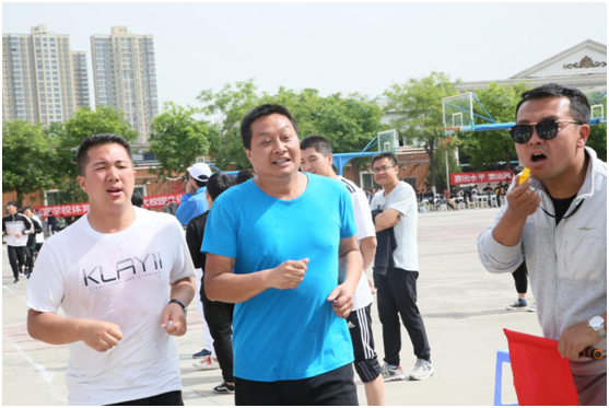 歌声与微笑在精彩的瞬间中荡漾——我院第十二届春季运动会胜利闭幕(图20)