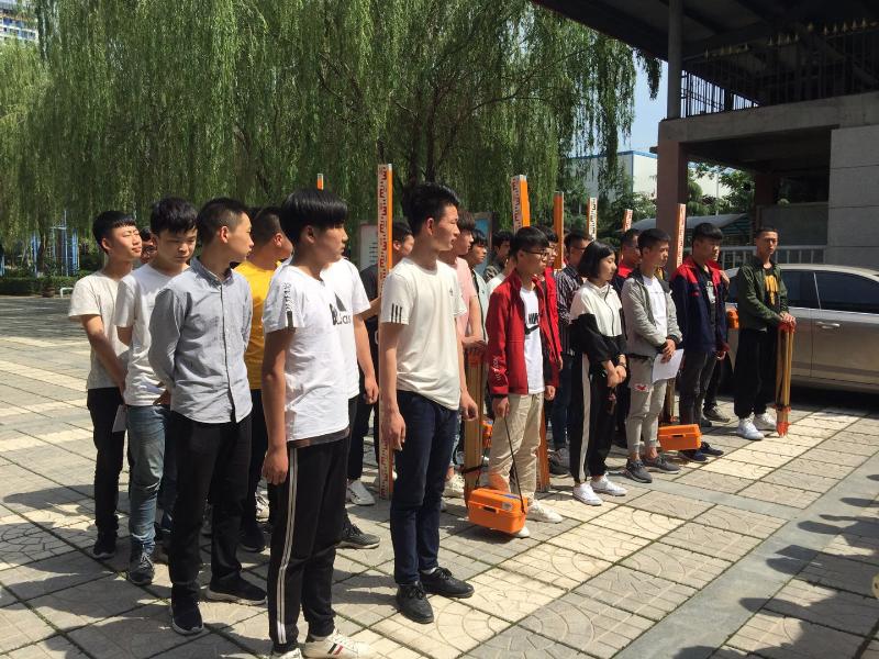西安建筑工程技师学院“建筑类兴趣班”技能竞赛成功举行(图2)