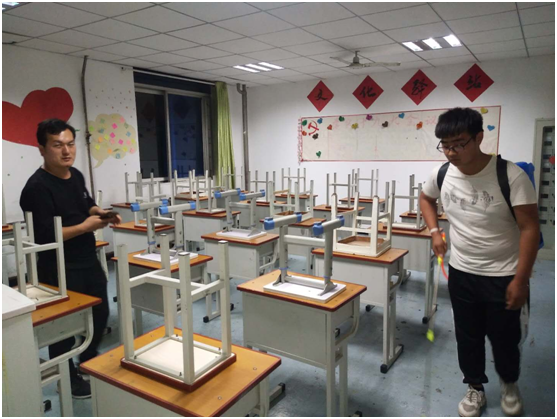 贯彻落实 责任到人 预防为主 减少疾病—工程管理学院切实做好定期消毒工作(图2) 贯彻落实 责任到人 预防为主 减少疾病—工程管理学院切实做好定期消毒工作(图2)