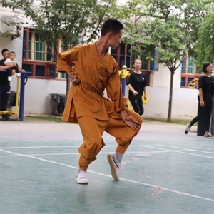 社团赴敬老院表演慰问(图9)